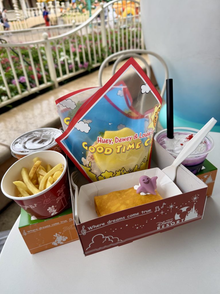 Huey, Dewey and Louie's Good Time Cafe tokyo disney comida

